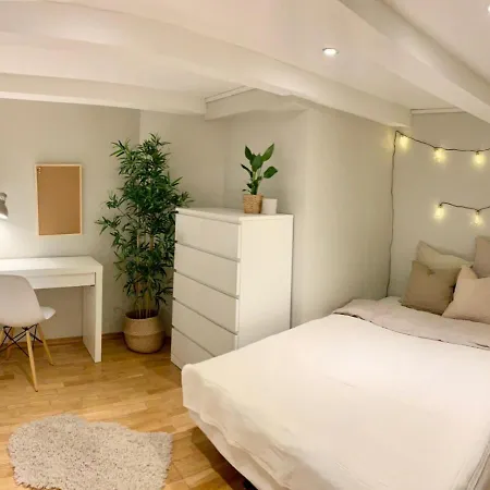 Full Of Charm Apartment *